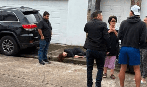 ¡BORRACHA Y EMPASTILLADA DESTRUYE 13 CARROS! y ya Generó más empleo que Tito Asfura
